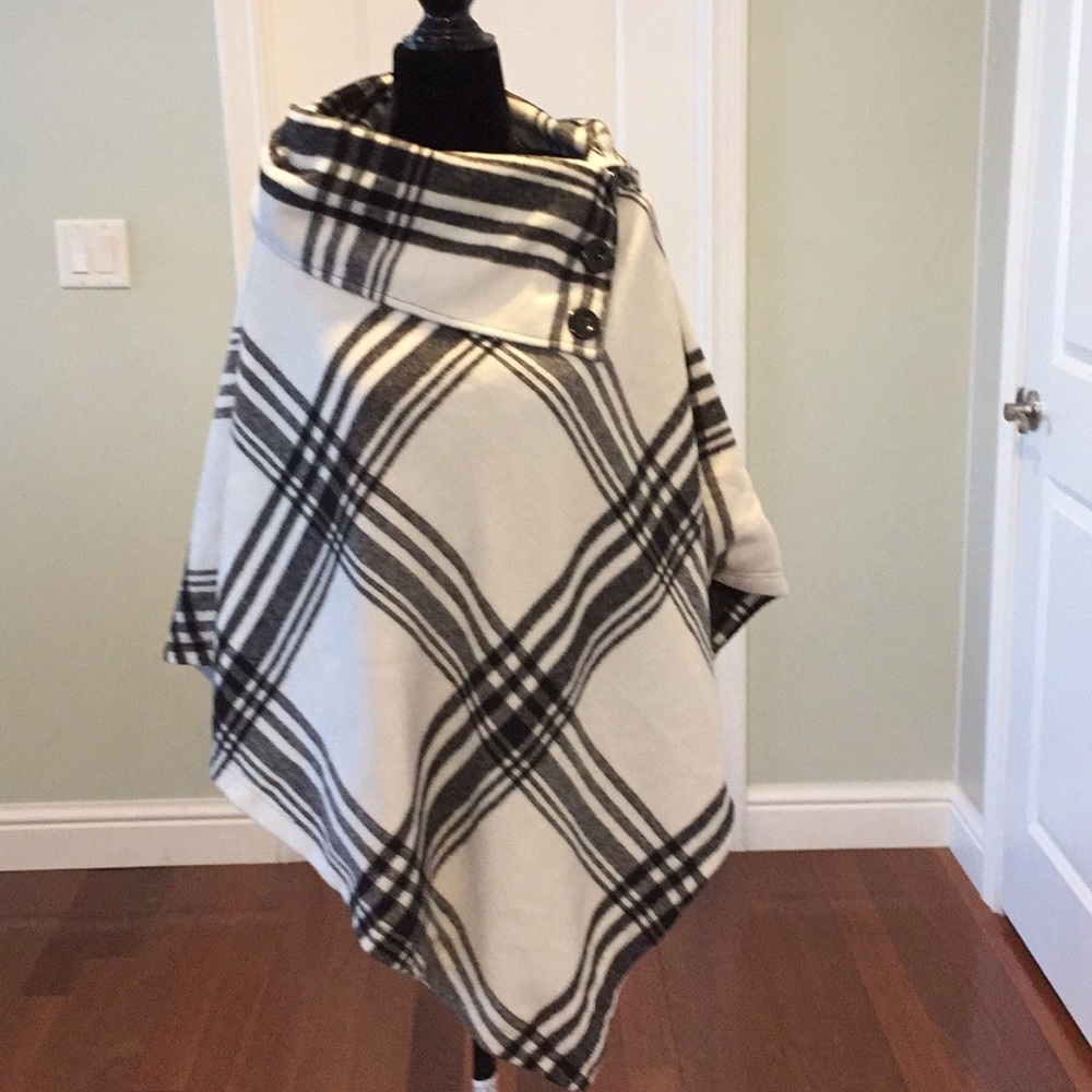 White  & Black Striped Poncho